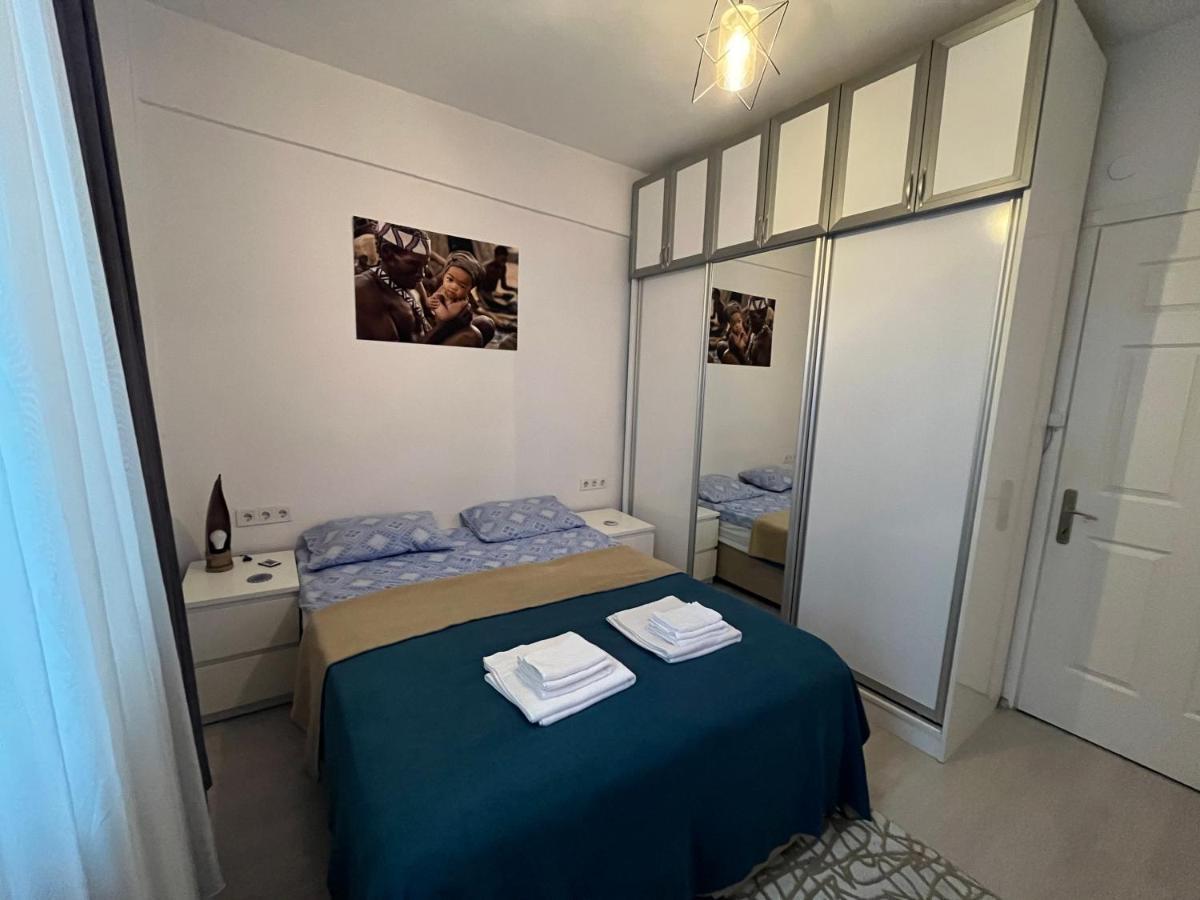 Centrally Located, 2+1 House In Taksim, Cihangir Apartman Isztambul Kültér fotó