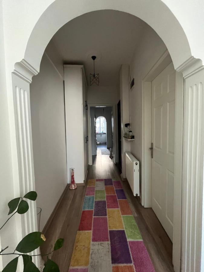 Centrally Located, 2+1 House In Taksim, Cihangir Apartman Isztambul Kültér fotó