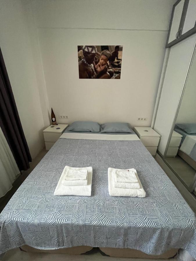 Centrally Located, 2+1 House In Taksim, Cihangir Apartman Isztambul Kültér fotó